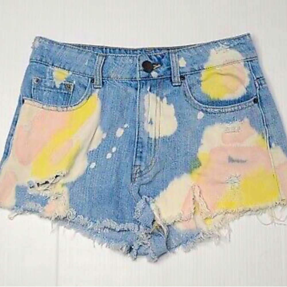 BDG High Rise Denim shorts
